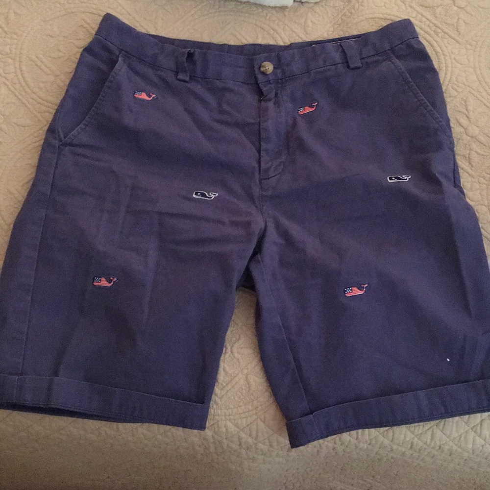 Vineyard Vines American flag shorts